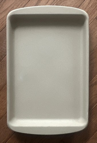 Pampered chef stoneware family - pampered,