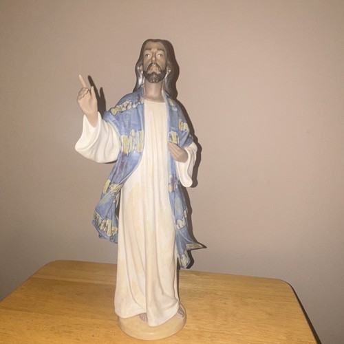Lladro rare jesus ceramic - rare,