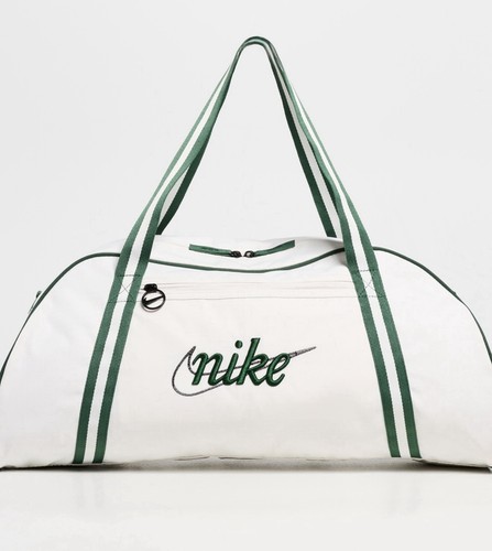 Nwt nike gym - nwt,