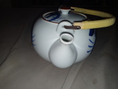 Ceramic tea pot - 12, oz