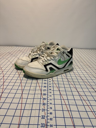 Retro nike air tech challenge - tech,