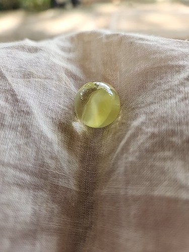 Vintage uranium glass - uranium, vaseline