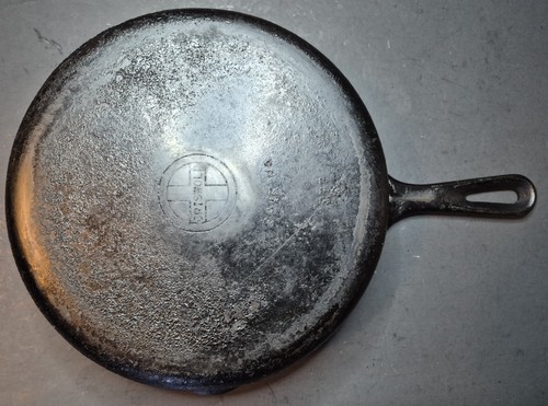 Griswold deep cast iron - no.,