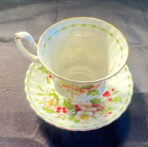 Royal albert christmas rose - albert,