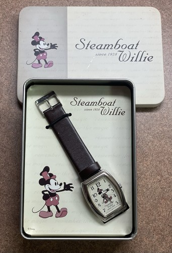 2004 disney steamboat willie - disney,