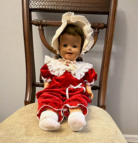 Vintage baby girl play - vintage,