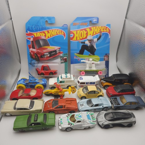 Diecast hot wheels car lot - 17,