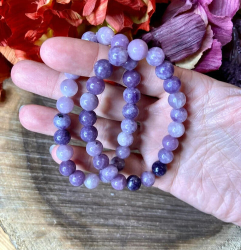 Natural lepidolite 8mm beaded - lepidolite,