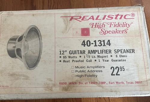 Realistic radio shack - realistic,