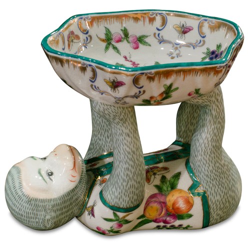 Seller baronet motif - -,