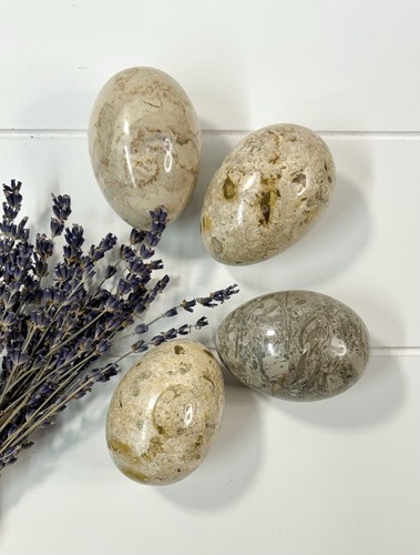 Alabaster eggs natural stone - eggs,
