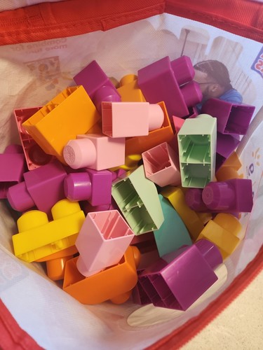 Mega bloks first - first, builders