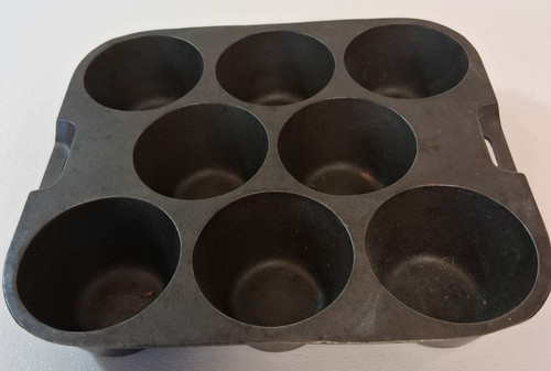 Wagner ware cast iron muffin - cast,