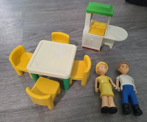 Vintage little tikes dollhouse - tikes,