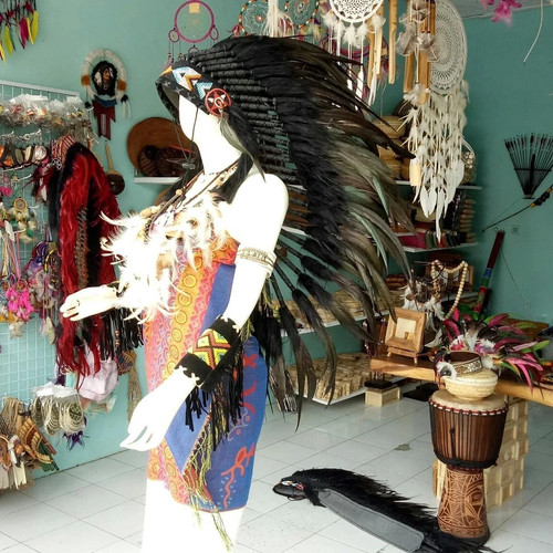 Full black feather warbonnet - full,