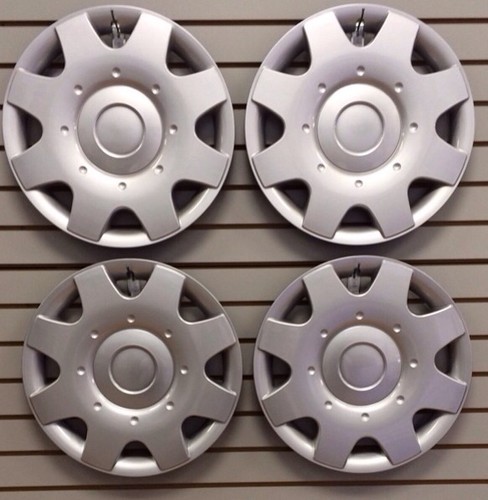 New hubcaps set - 16", fits