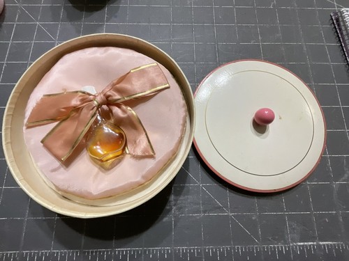 Vtg avon wild rose - avon, beauty