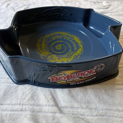 Beyblade metal masters - metal, bolt