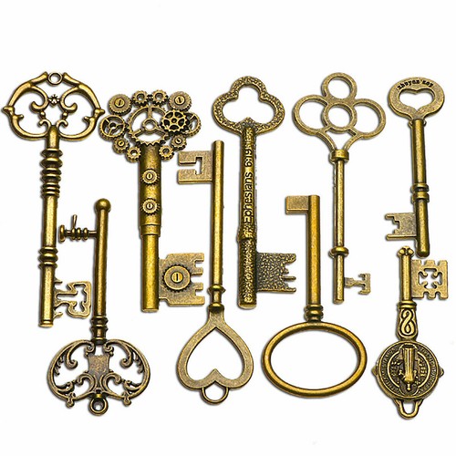 9pcs old brass skeleton lot - ,