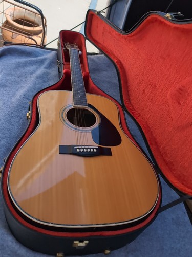Yamaha 300d acoustic - yamaha,