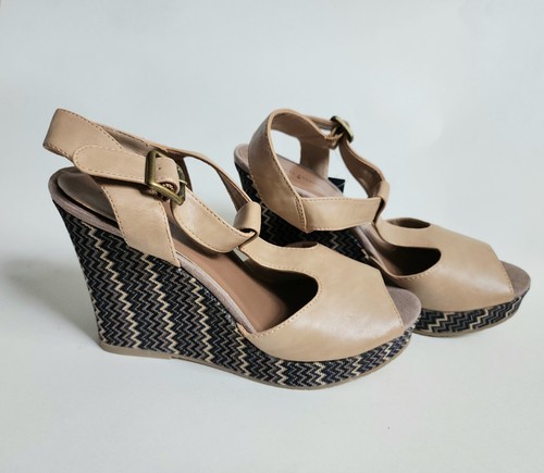 Nwt faded glory platform - faded,