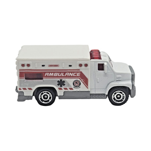 2025 matchbox mbx - ambulance,