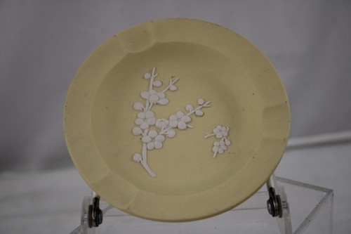Wedgwood jasperware yellow - wedgwood,