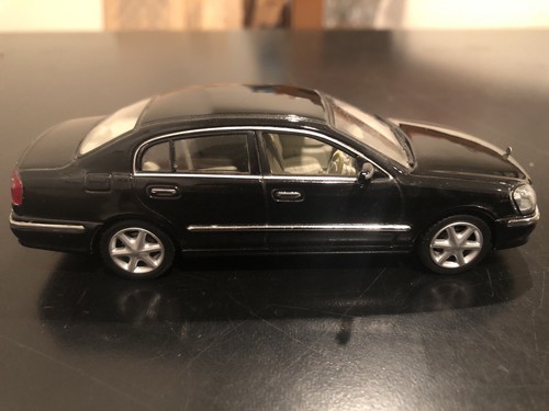 Collection nissan cima - j-collection,
