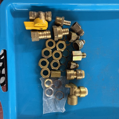 Piece lot brass fittings - brass,