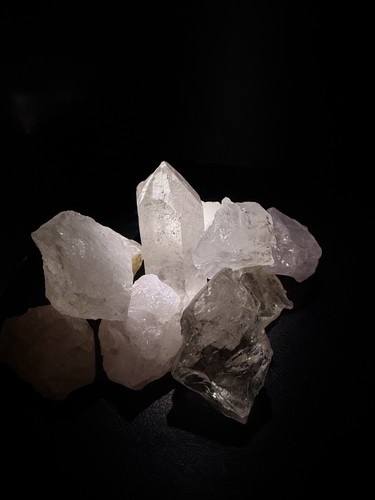 Huge quartz crystal - lot, +