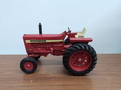 Ertl farm toy - 1/16,