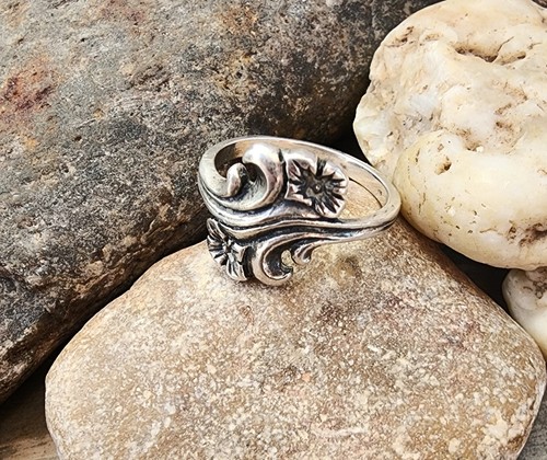 Retired james avery double - james,