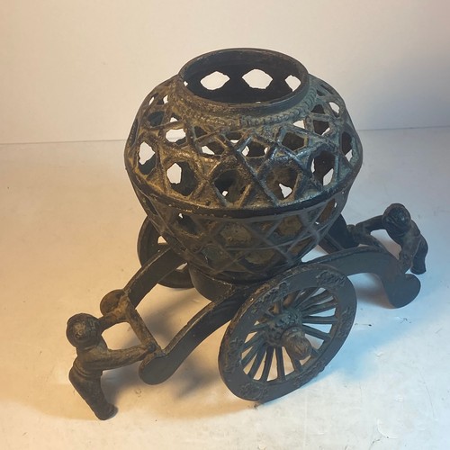 Cast iron vase - iron, usubata