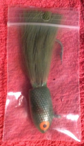 Lot fishing lures hooks - of,