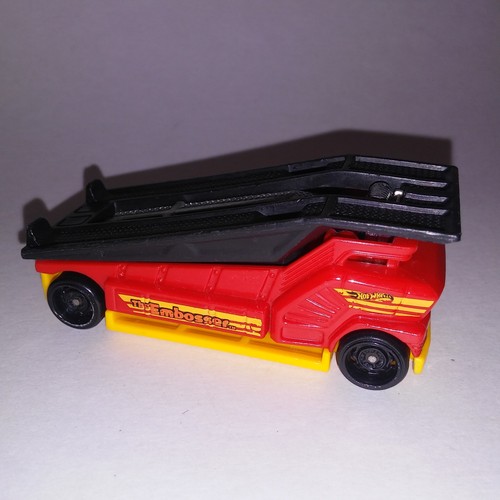 Hot wheels the embosser - hot,