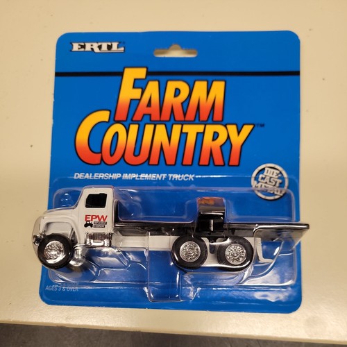 Ertl 682 scale farm - 1:64,