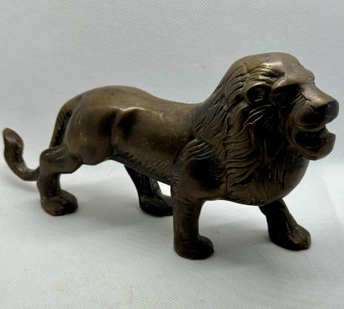 Vintage cast brass bronze lion - vintage, brass/bronze