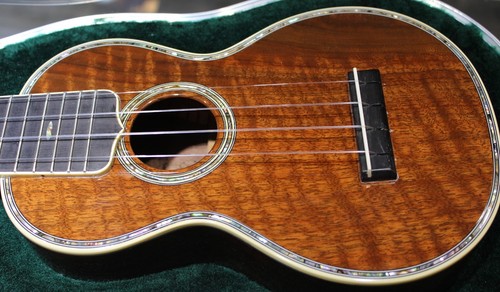 Martin ukulele black - ukulele,
