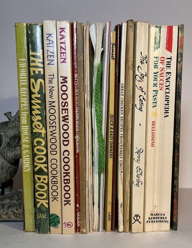 Lot vintage cookbooks - of,