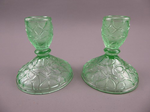 Vintage green depression glass - green,