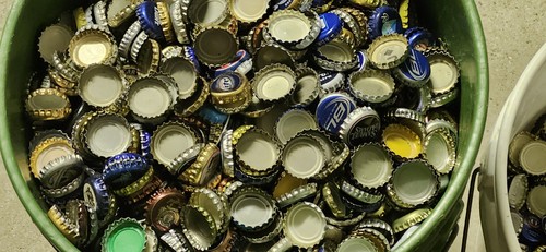 Assorted metal beer - 10,