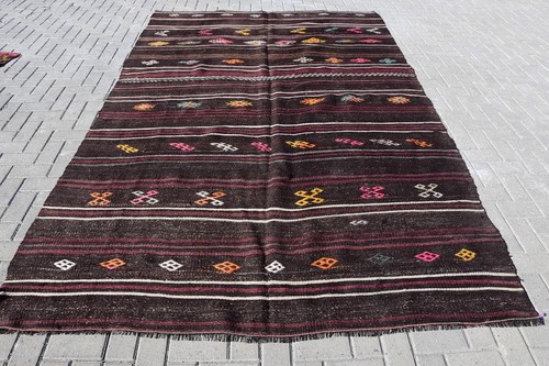 Vintage 7x10 large rug - vintage,