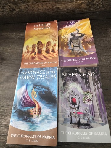 Chronicles narnia book lot - book,