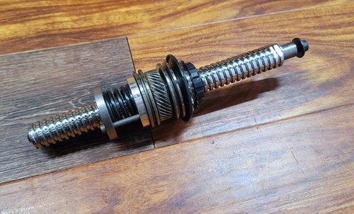 Dewalt oem main post - dewalt,