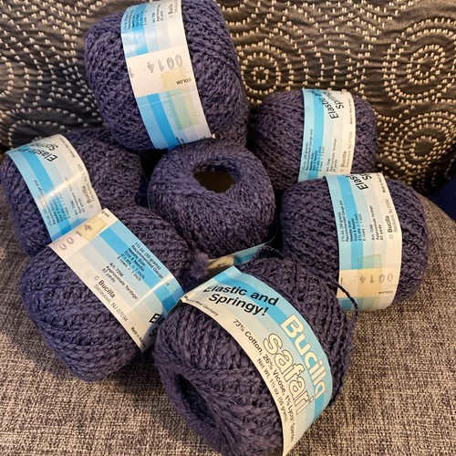 Lot bucilla safari blue - of,