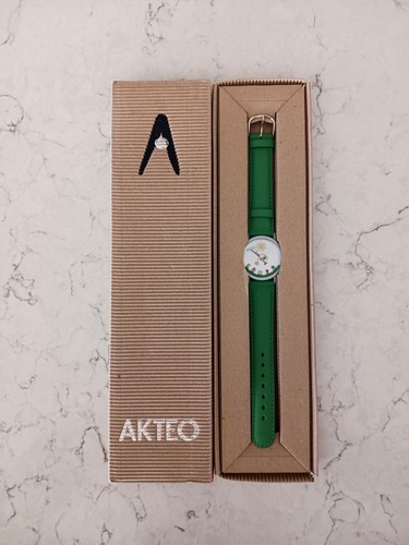 Vtg akteo ladies watch with - vtg,