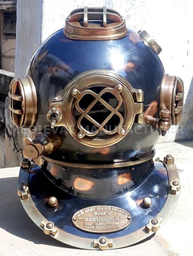 Navy divers diving - divers,