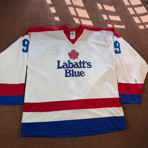 Venus labatt blue hockey - venus,