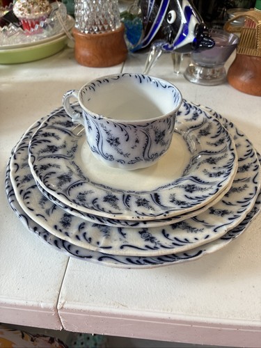 Antique constance flow blue - antique,