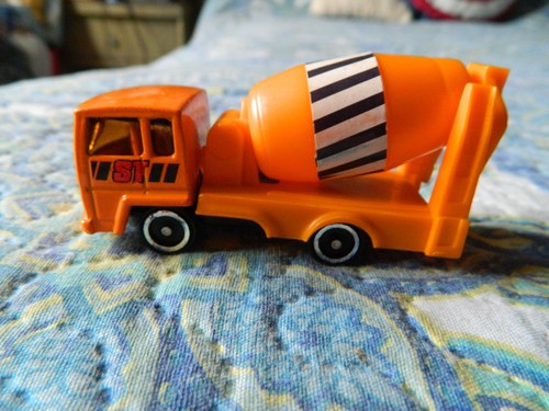 Cement mixer diecast plastic - cement,